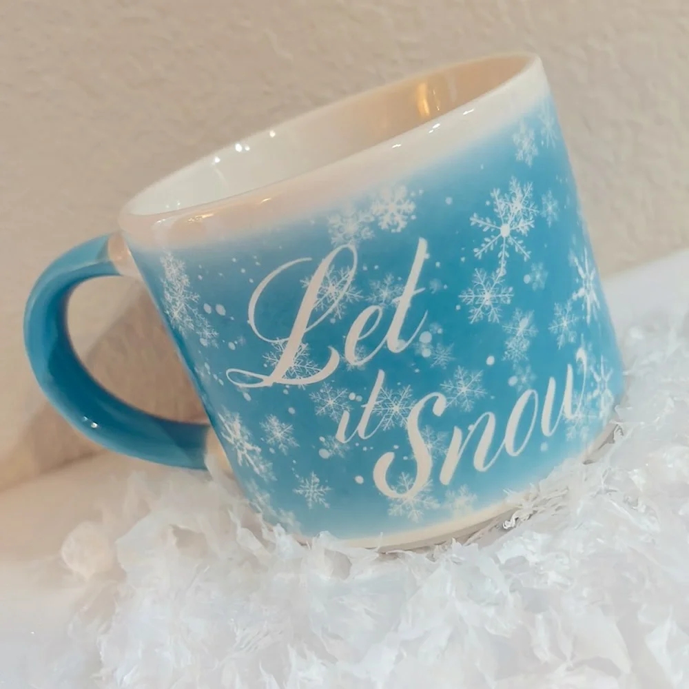 Let it Snow large coffee hot cocoa mug Frozen Elsa winter